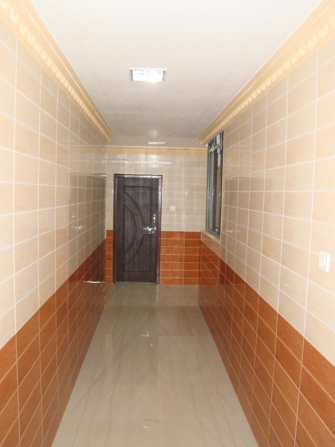 Sreeniketanam Lodge Madhavaram Bagian luar foto